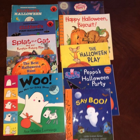 Other - Kids Halloween book bundle